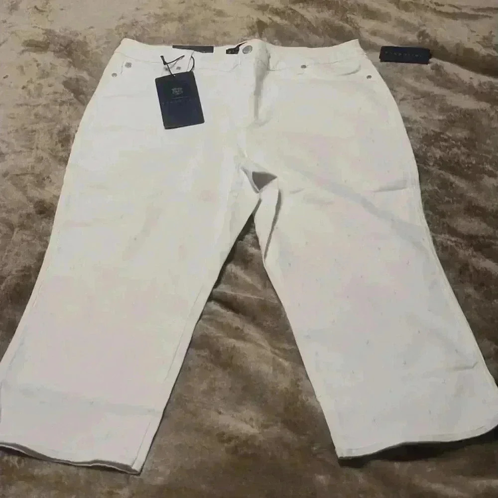 Bandolino Mandie Capris Flawless Stretch Size 14